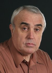 Author Martin Limon